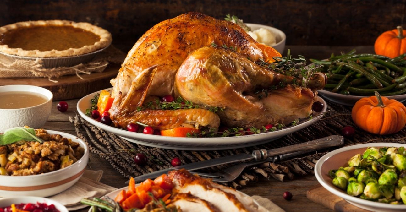11 SplurgeWorthy Places to Dine Out for Thanksgiving